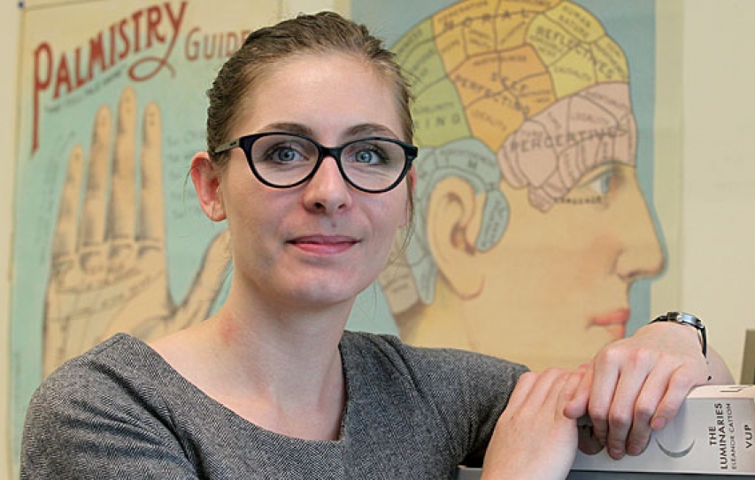 Eleanor Catton sets up grant to give writers 'time to read'