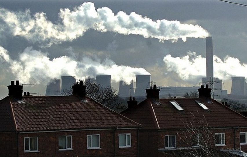 Air pollution costs Britain ?10bn a year, report shows
